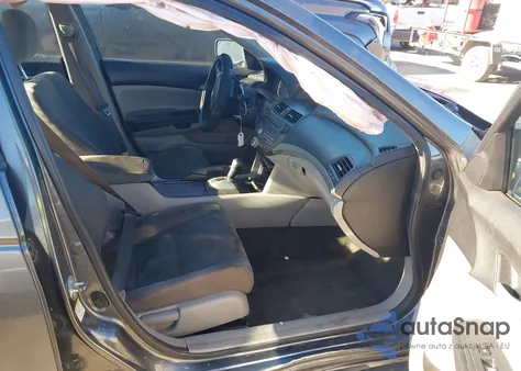 2011 Honda Accord 2.4 Lx-P из США, поврежденный, VIN 1HGCP2F46BA003479